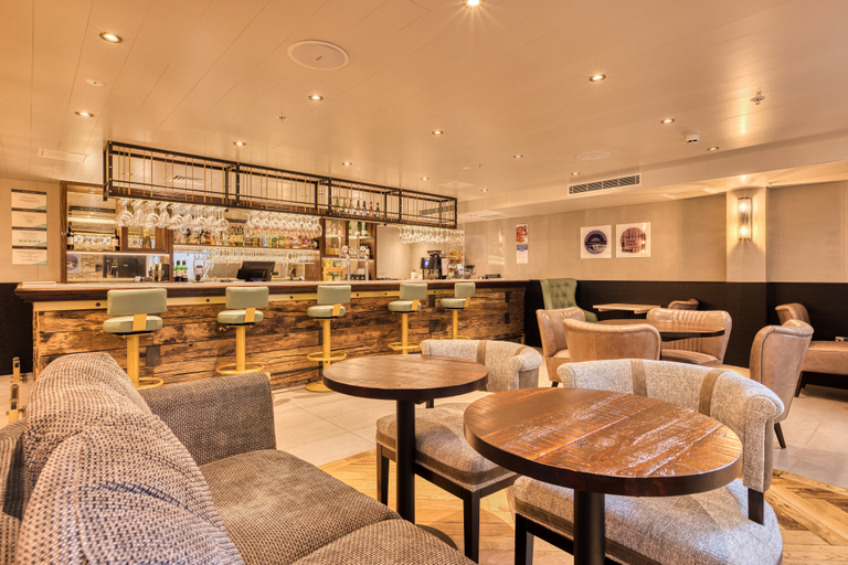 Food & Drinks 4, hub by Premier Inn London - Soho, London
