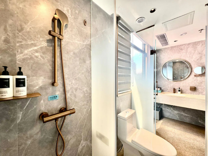 Bathroom 3, Lan-Ou Hotel (Shenzhen Luohu Ruipeng Building), Shenzhen