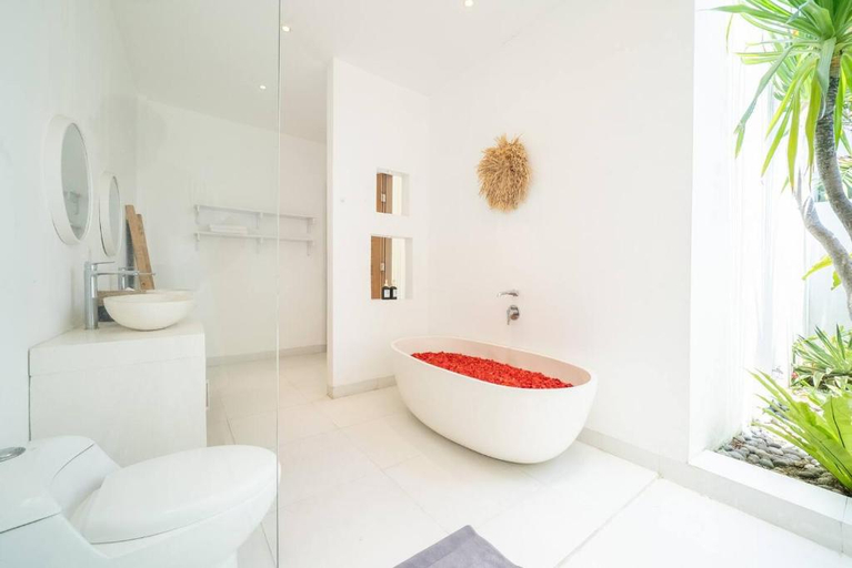 Bathroom 5, Amie Villa by Tasvan, Badung