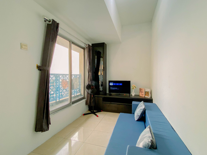 Living Room 3, Airy and Modern 2BR at Apartment Teluk Intan By Travelio, Jakarta Utara