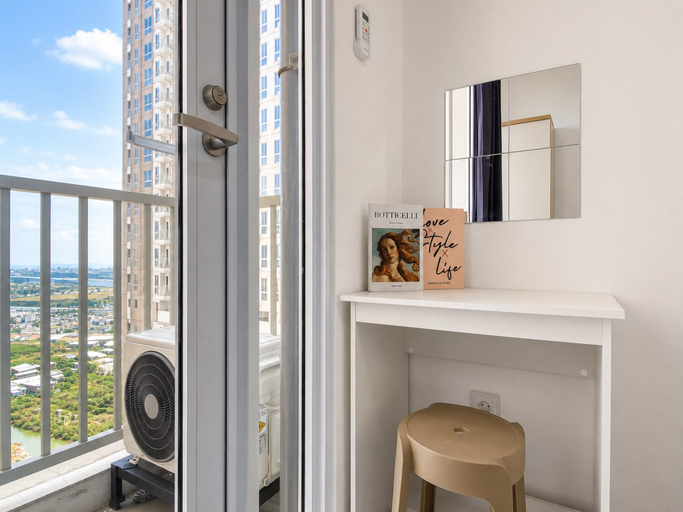Others 4, Modern Well Located Studio Room at Apartment Tokyo Riverside PIK 2 By Travelio, Tangerang