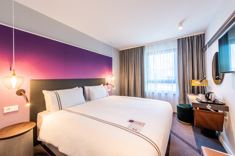 Bedroom 3, Premier Inn Heidelberg City Bahnstadt, Heidelberg