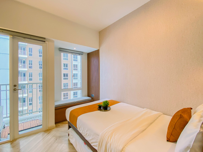 Bedroom 3, Enjoy Living Studio (No Kitchen) at Apartment Tokyo Riverside PIK 2 By Travelio, Tangerang