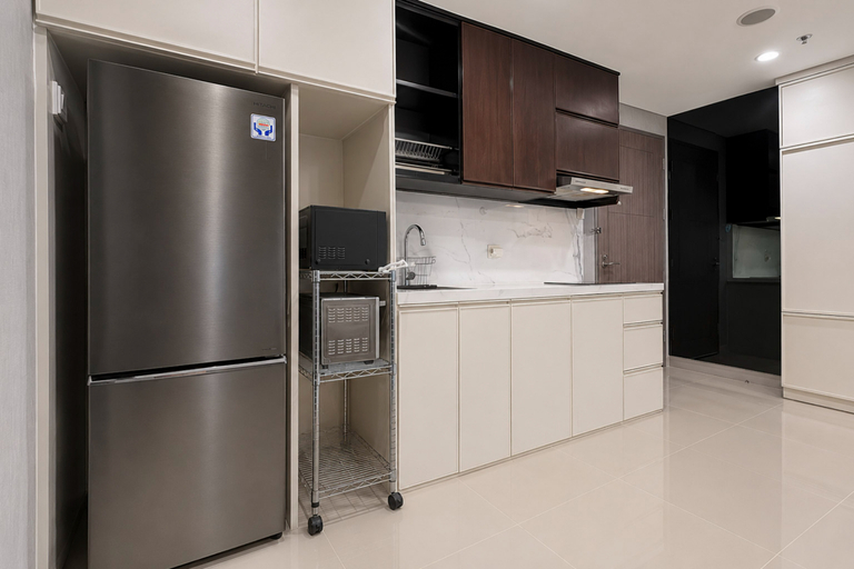Others 2, Chic and Comfortable 1BR at Apartment Praxis By Travelio, Surabaya