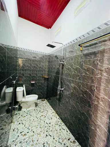 Bathroom 5, Blessing inn, East Halmahera