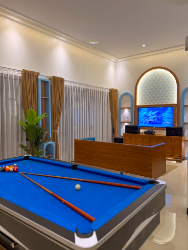Living Room 5, La Viento - The Palazzo by Nginapsini, Bogor