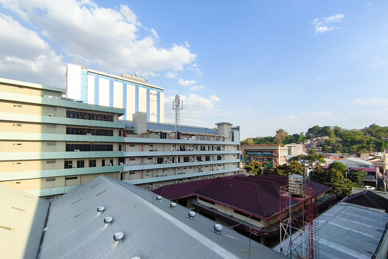 Exterior 4, Well Appointed Studio at Apartment The Pinnacle By Travelio, Semarang