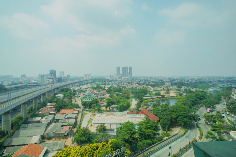 Exterior 5, Functional Homey Studio Room at Apartment Grand Kamala Lagoon By Travelio, Bekasi
