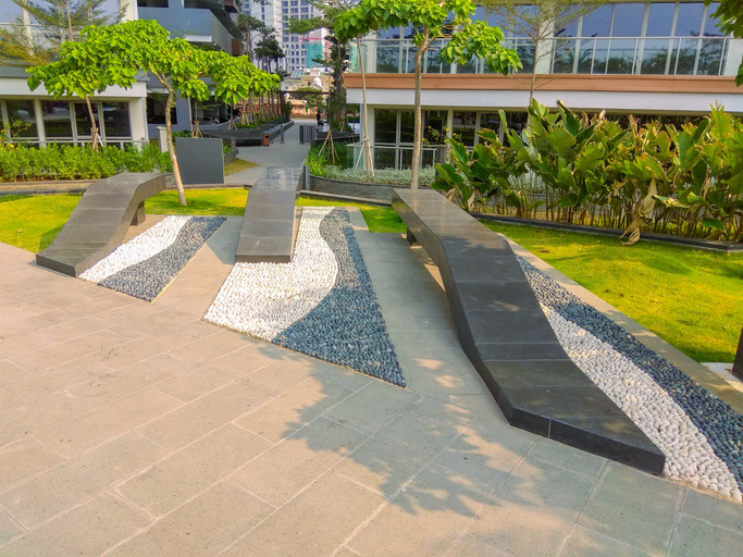 Exterior 2, Refined and Airy Studio at Apartment Gold Coast By Travelio, Jakarta Utara