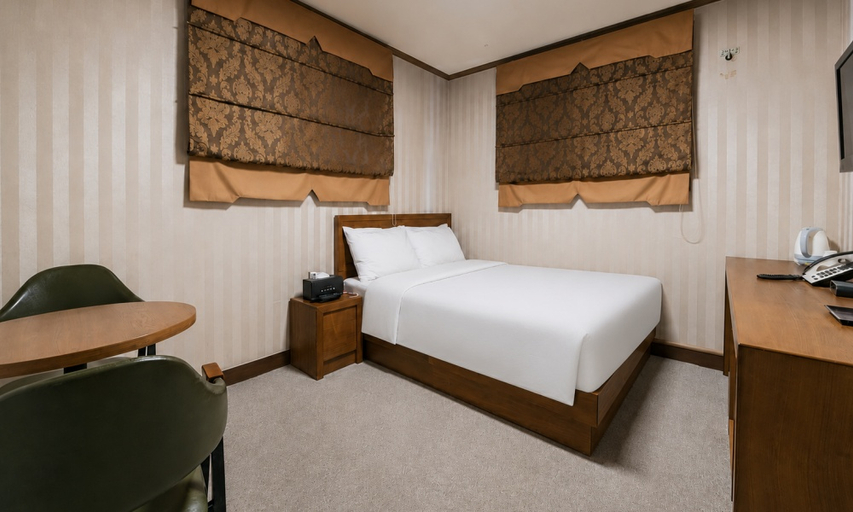 Bedroom 3, Gumi Road Hotel, Gumi