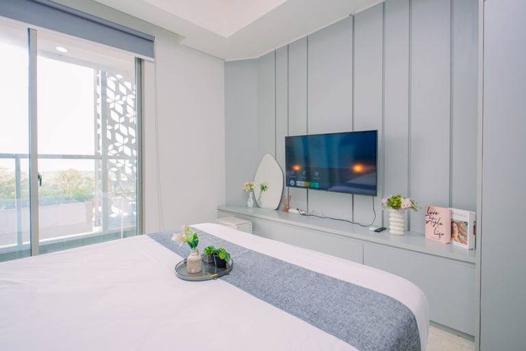 Bedroom 4, Refined and Airy Studio at Apartment Gold Coast By Travelio, Jakarta Utara