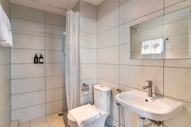 Bathroom 5, Marc Co-Living by Cobytat, Central Seberang Perai