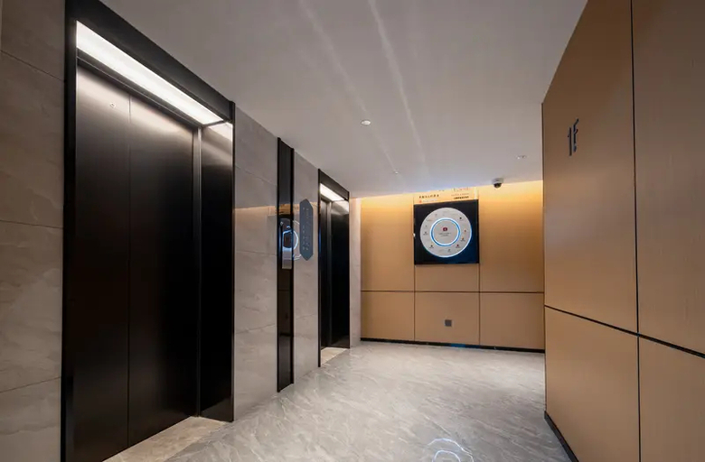 Lift 4, Lan'ou Shangpin Hotel (Shanghai Hongqiao Qibao), Shanghai