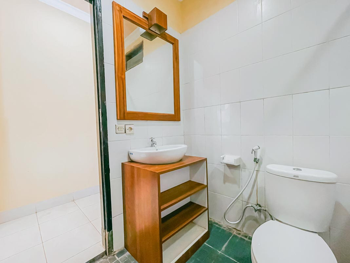 Bathroom 4, Urbanview My Home One Gili Trawangan, Lombok