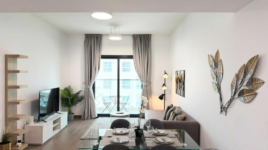 Others 2, Stylish 1BR Apartment at AKA Residence with Pool Gym & Parking, Dubai