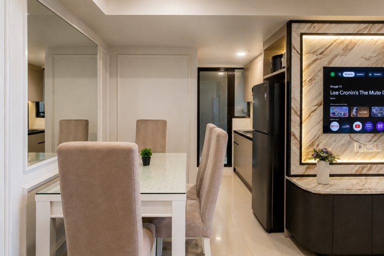 Living Room 3, Lavish and Elegant 2BR Apartment Meikarta District 1 By Travelio, Cikarang