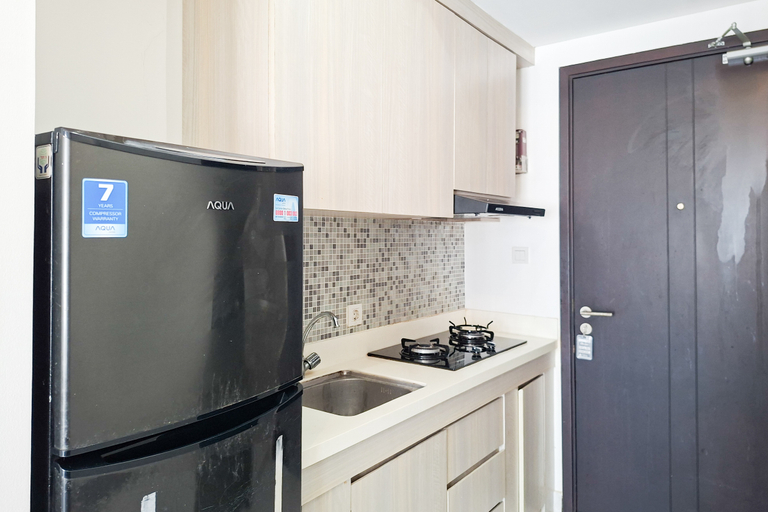 Others 2, Restful Stay in Studio Room at Apartment Casa de Parco By Travelio, Tangerang