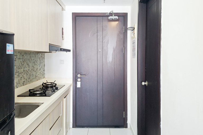 Others 4, Restful Stay in Studio Room at Apartment Casa de Parco By Travelio, Tangerang