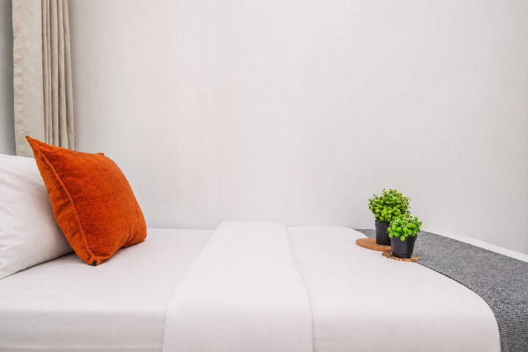 Bedroom 5, Convenient 2BR Apartment Tokyo Riverside PIK 2 By Travelio, Tangerang