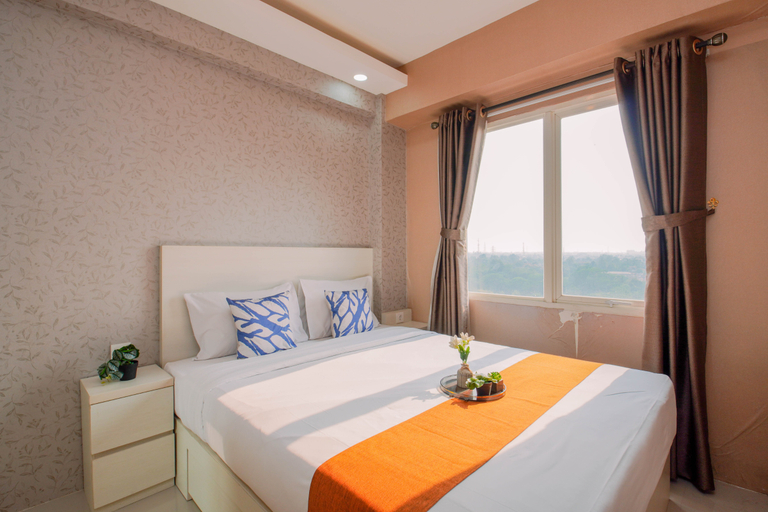 Bedroom 2, Sophisticated 2BR at Apartment Podomoro Golf View By Travelio, Bogor