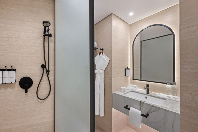 Bathroom 5, NH Collection Dubai Ibn Battuta, Dubai