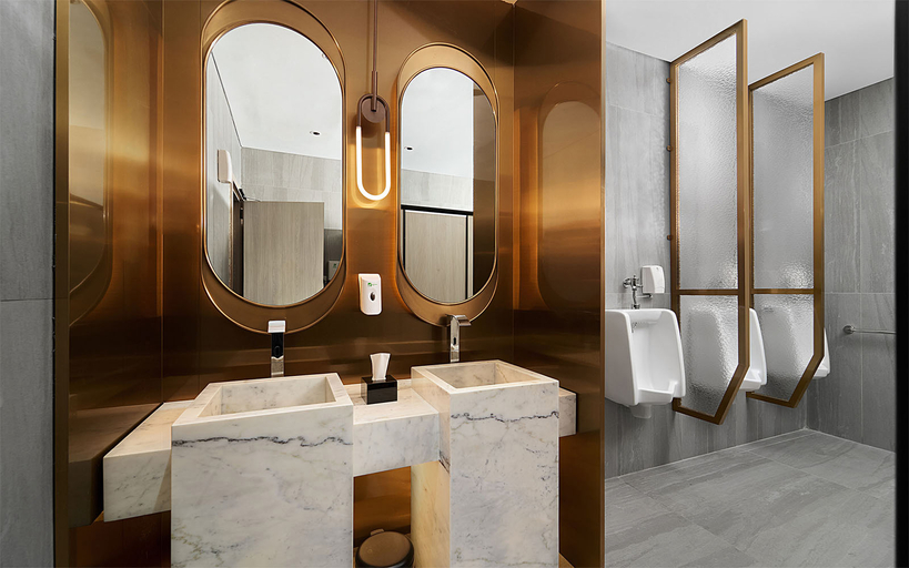 Bathroom 5, HARRIS Hotel & Suites Nagoya Batam, Batam
