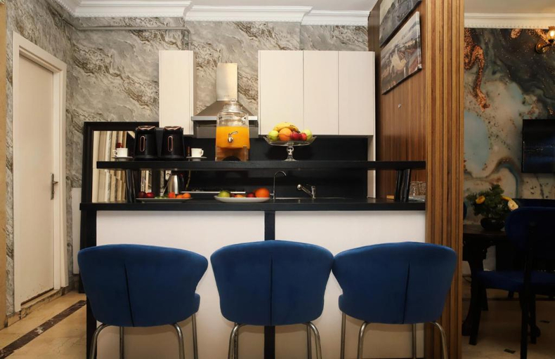 Food & Drinks 4, Blue Plus Hotel, Beyoğlu