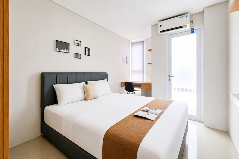 Bedroom 5, Chic and Bright Studio at Apartment Sudimara Forestwalk By Travelio, Tangerang Selatan