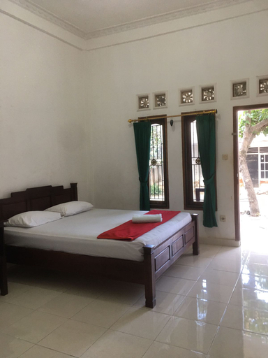 Bedroom 4, Kuta Lombok Homestay, Lombok
