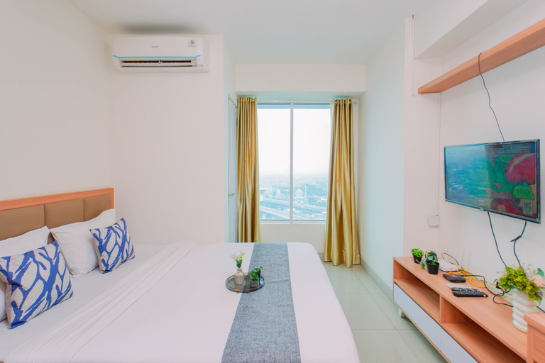 Bedroom 2, Inviting and Smart Studio at Apartment Grand Kamala Lagoon By Travelio, Bekasi
