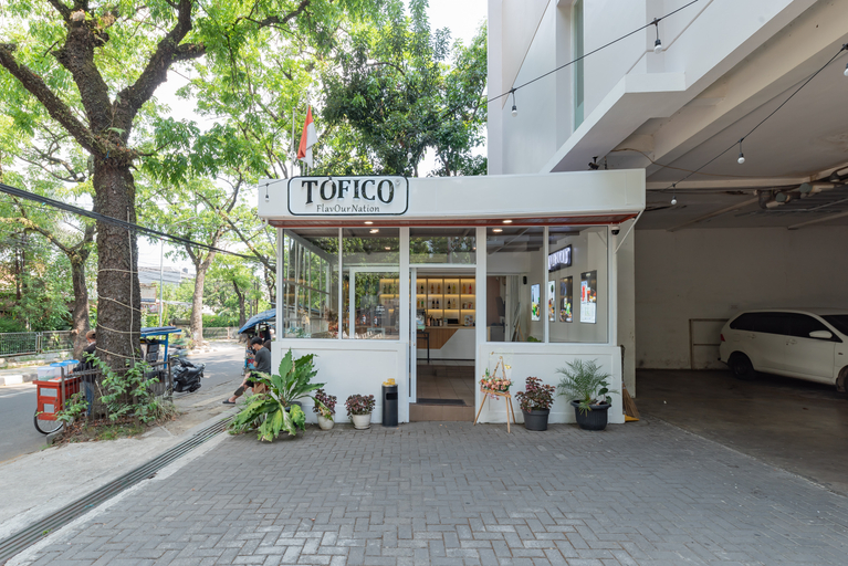Exterior & Views 2, Urbanview Hotel Grand Malabar Bandung by RedDoorz, Bandung