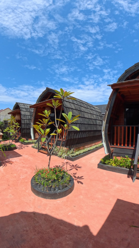 Others 4, Dadok Kost Ville Padang, Padang