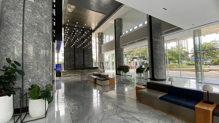 Lobby, Well Designed 1BR at Apartment The Smith Alam Sutera By Travelio, Tangerang