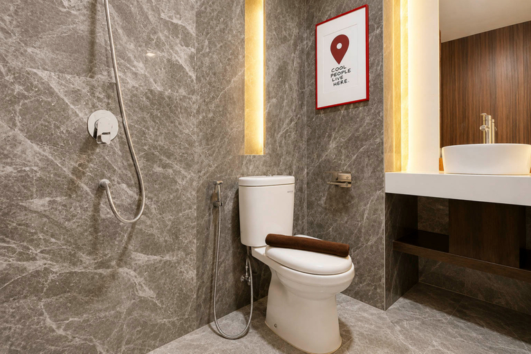 Bathroom 3, Generous Space Studio at The City Square Surabaya Apartment By Travelio, Surabaya