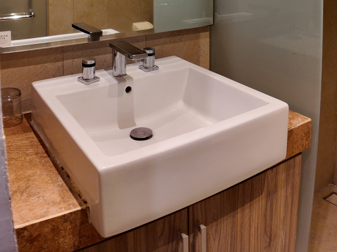 Bathroom 4, Kapal Garden Hotel, Malang
