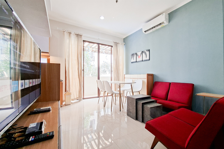 Living Room 2, Elegant Airy 2BR at Apartment Asatti By Travelio, Tangerang Selatan