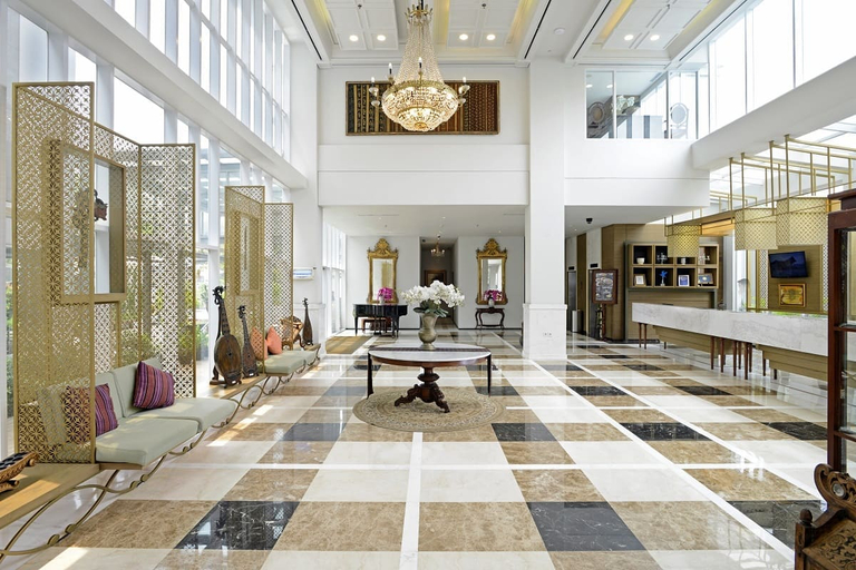 Lobby 5, La Lisa Hotel by ARTOTEL, Surabaya