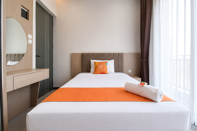 Bedroom 2, Sans Vibes Nine Eleven Madiun, Madiun