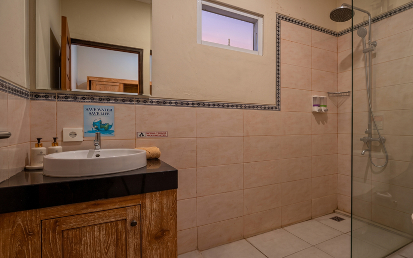 Bathroom 5, Rumah Kultur, Gianyar