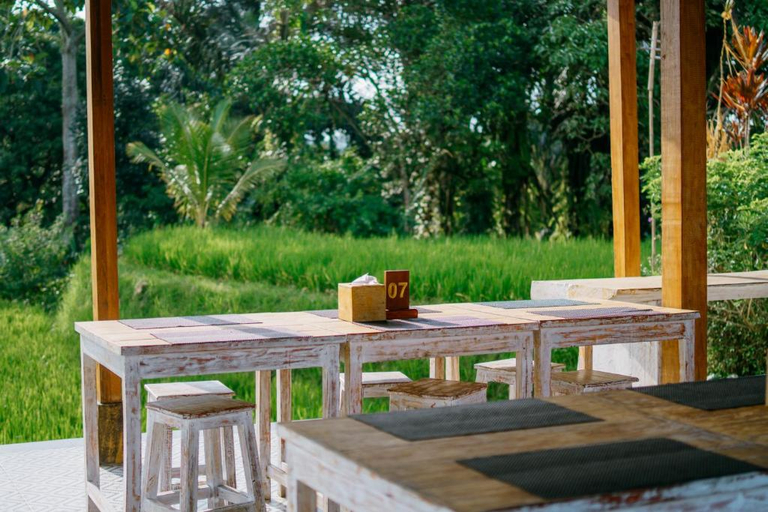 Others 5, Tanta Escape, Gianyar