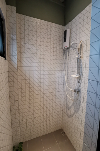 Bathroom 5, Foresttel.bkk, Bang Rak