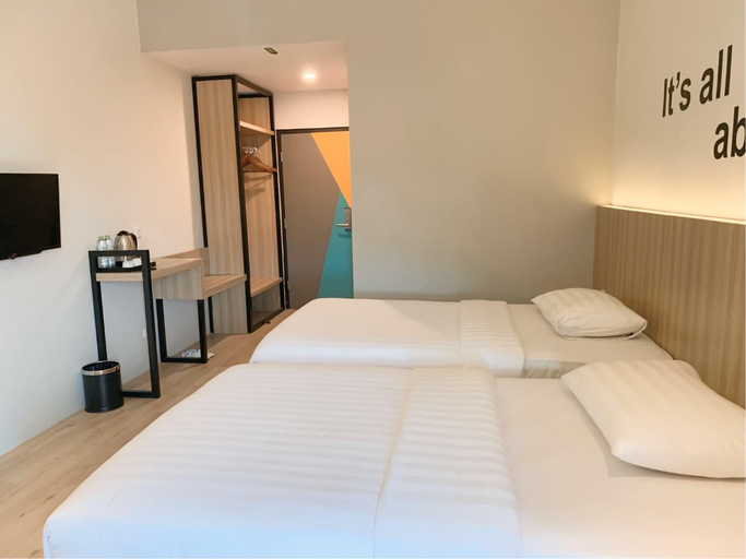 Bedroom 5, Alexander Hotel Tegal, Tegal