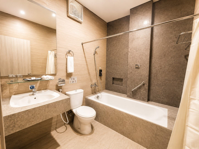 Bathroom, Hotel Roditha Banjarmasin, Banjarmasin