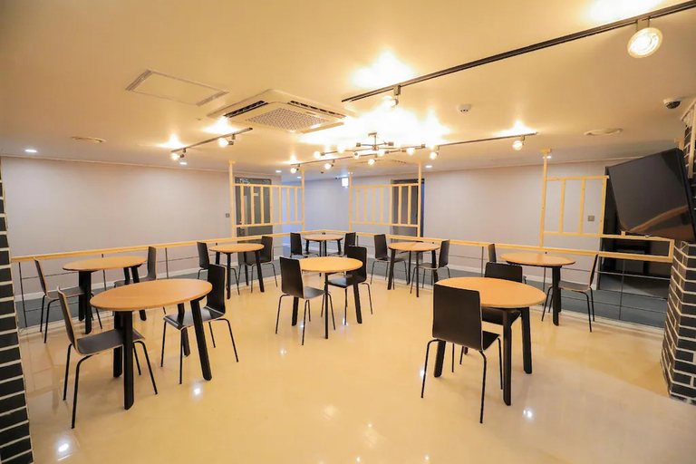 Line Hotel Myeongdong - Food & Drinks
