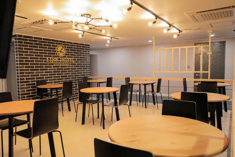 Line Hotel Myeongdong - Food & Drinks