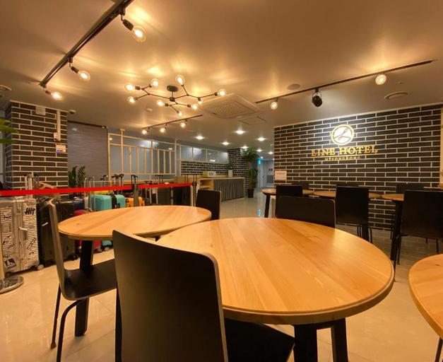 Line Hotel Myeongdong - Food & Drinks