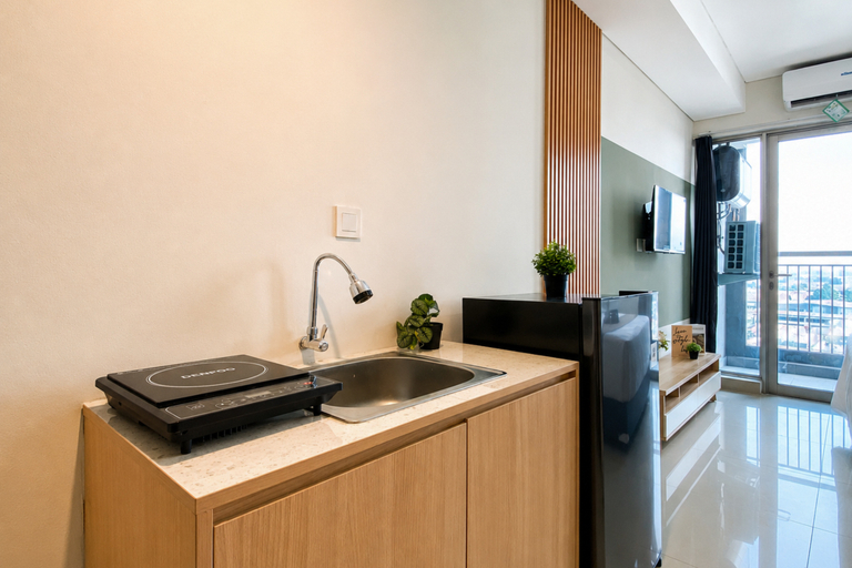 Others 5, Smart and Practical Studio at Apartment Tamansari Iswara By Travelio, Bekasi