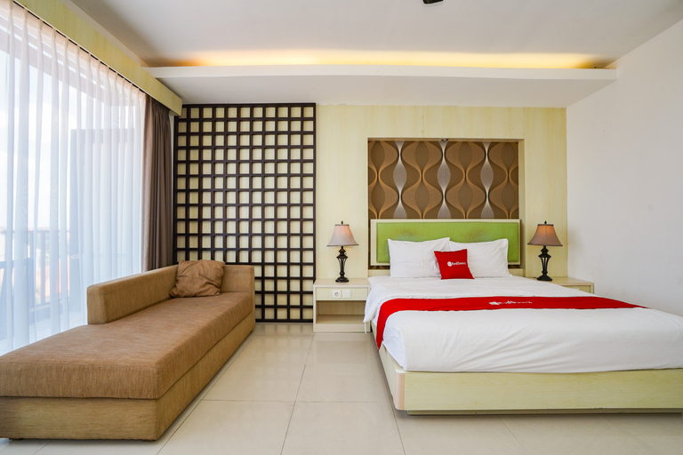 Others 2, RedDoorz @ First Homestay Bypass Kuta, Badung