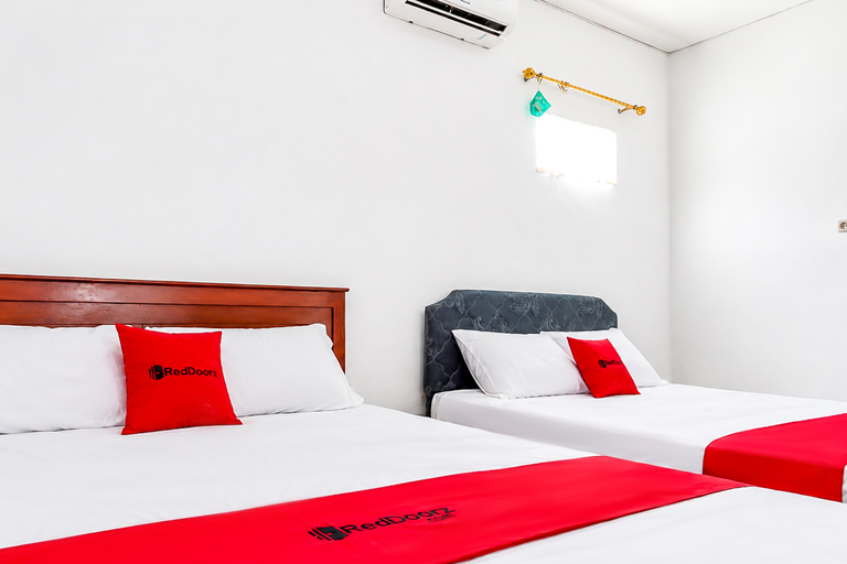 Bedroom 3, RedDoorz @ Bintang Labuan Batukaras Pangandaran, Pangandaran