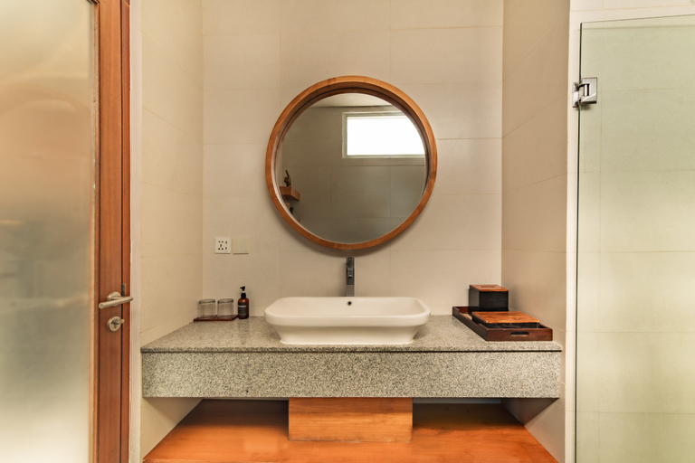 Bathroom 5, Aeera Villa Canggu by Ini Vie Hospitality, Badung
